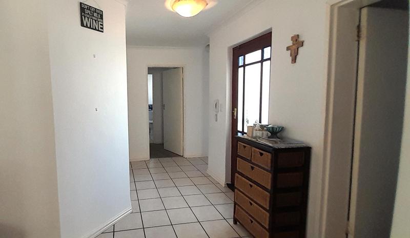 3 Bedroom Property for Sale in Fish Hoek Western Cape